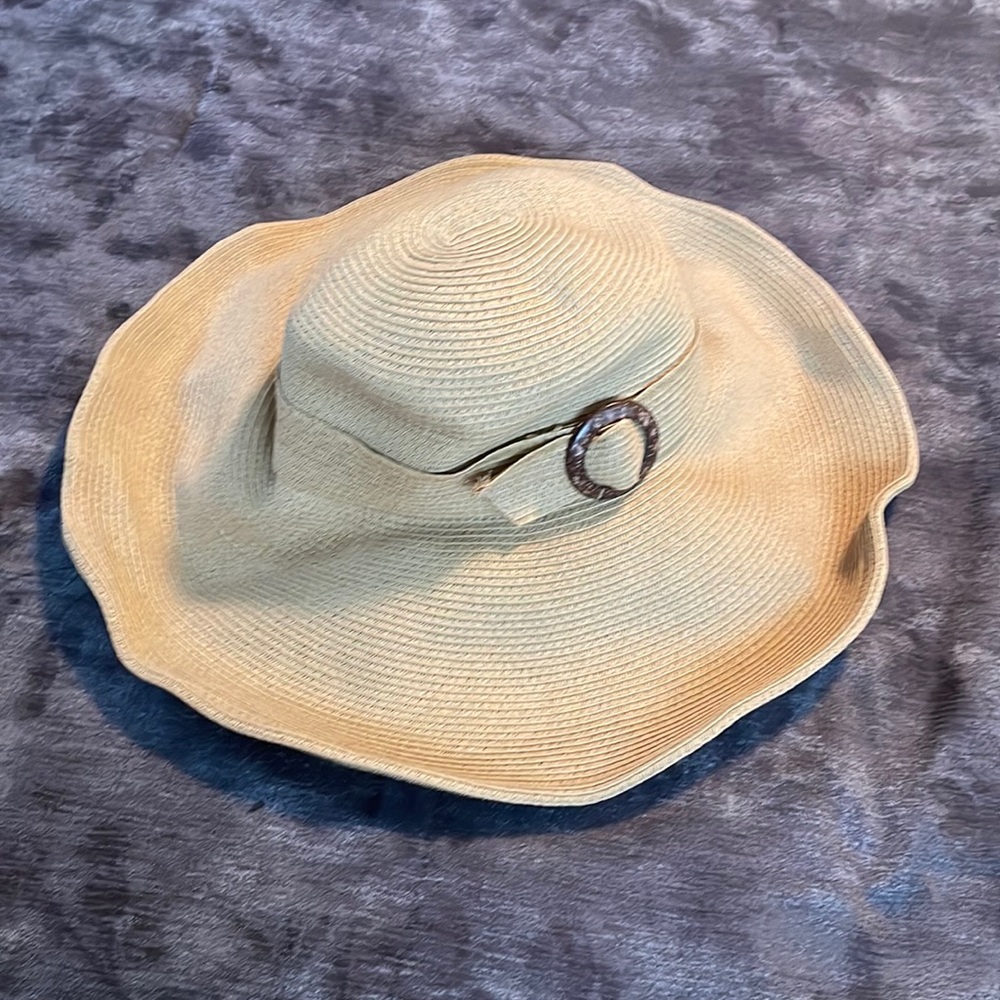 Ladies Callahan resort beach hat